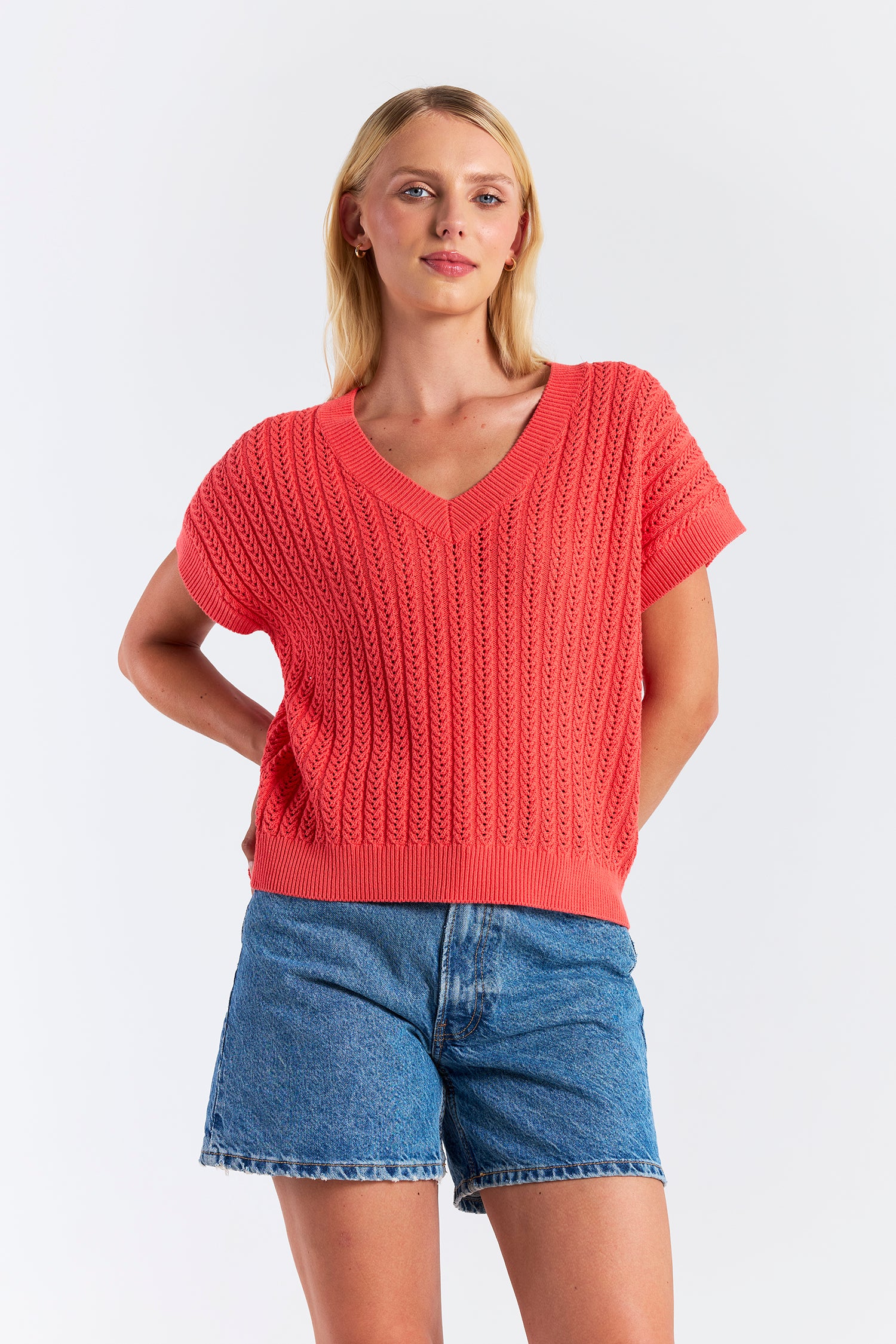 SPRING STITCH TEE
