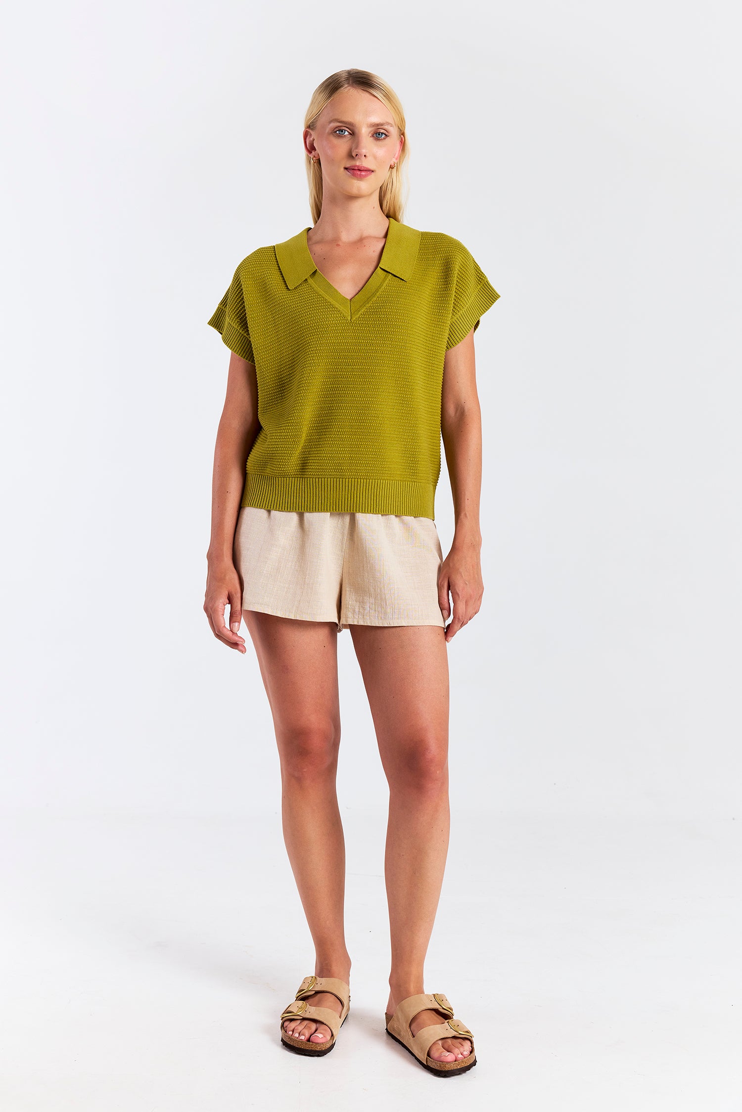RIPPLED V NECK VEST