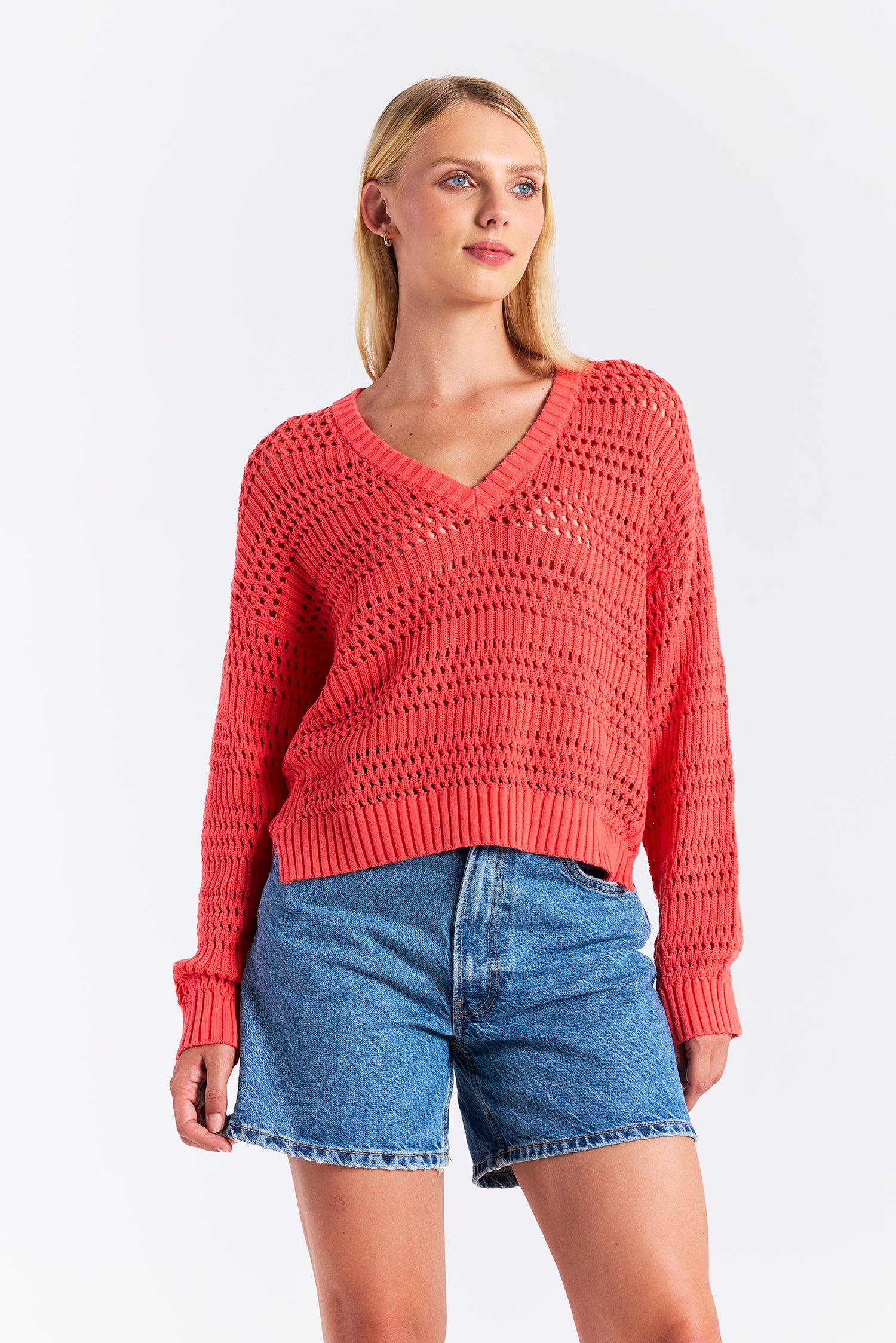 SARAH STITCH CROPPED V
