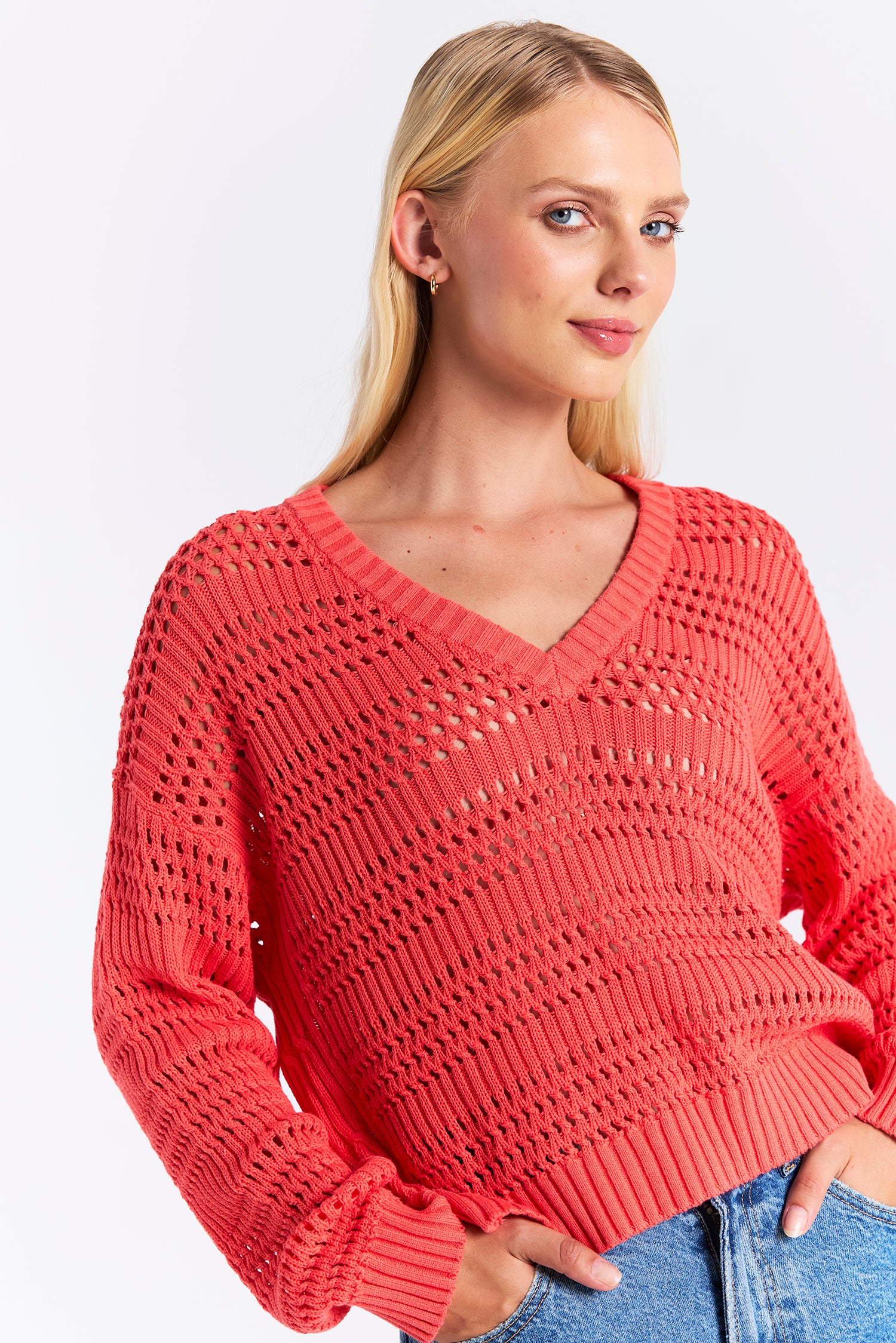 SARAH STITCH CROPPED V
