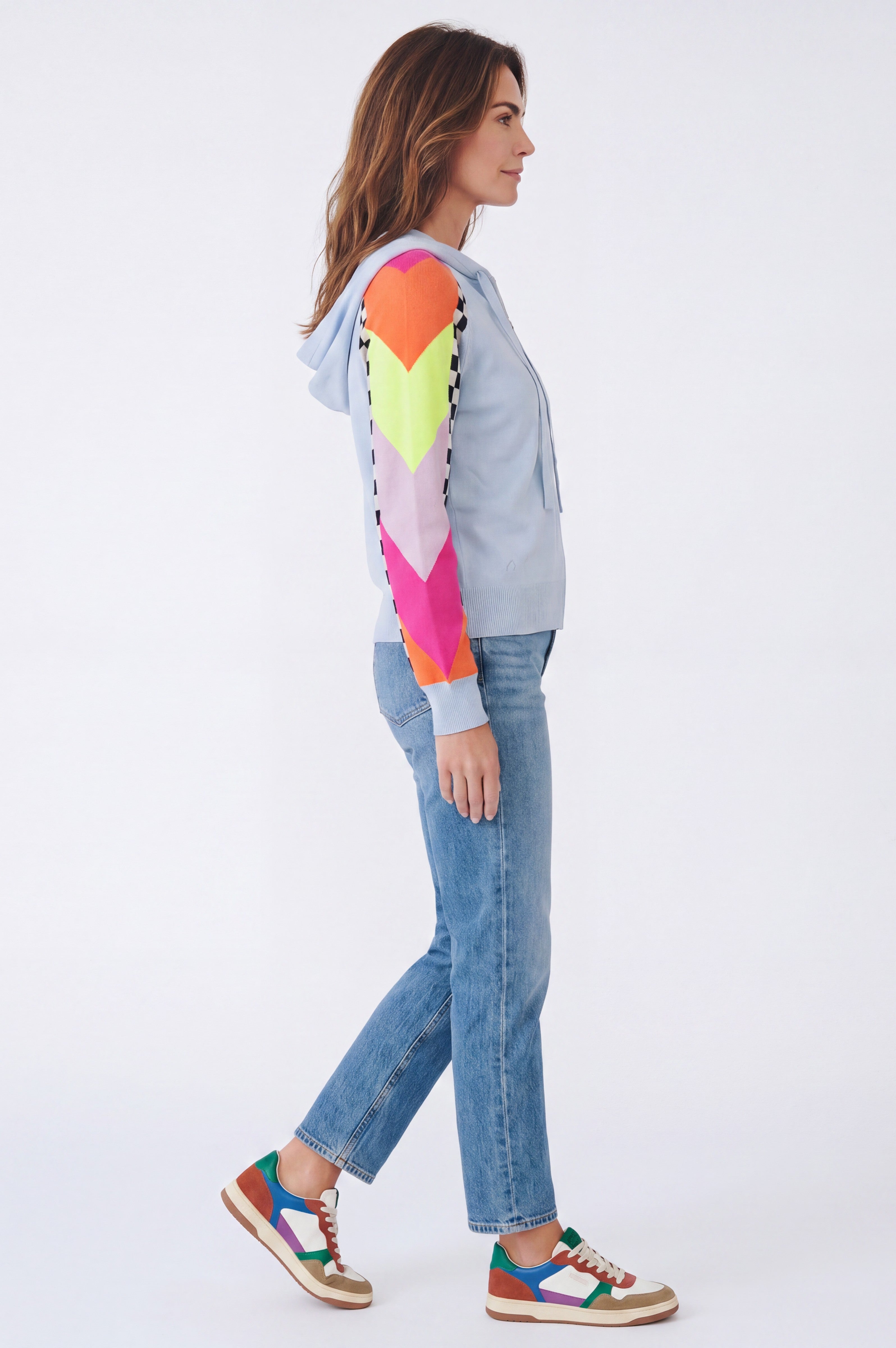 CHEVRON STRIPE CROP HOODIE
