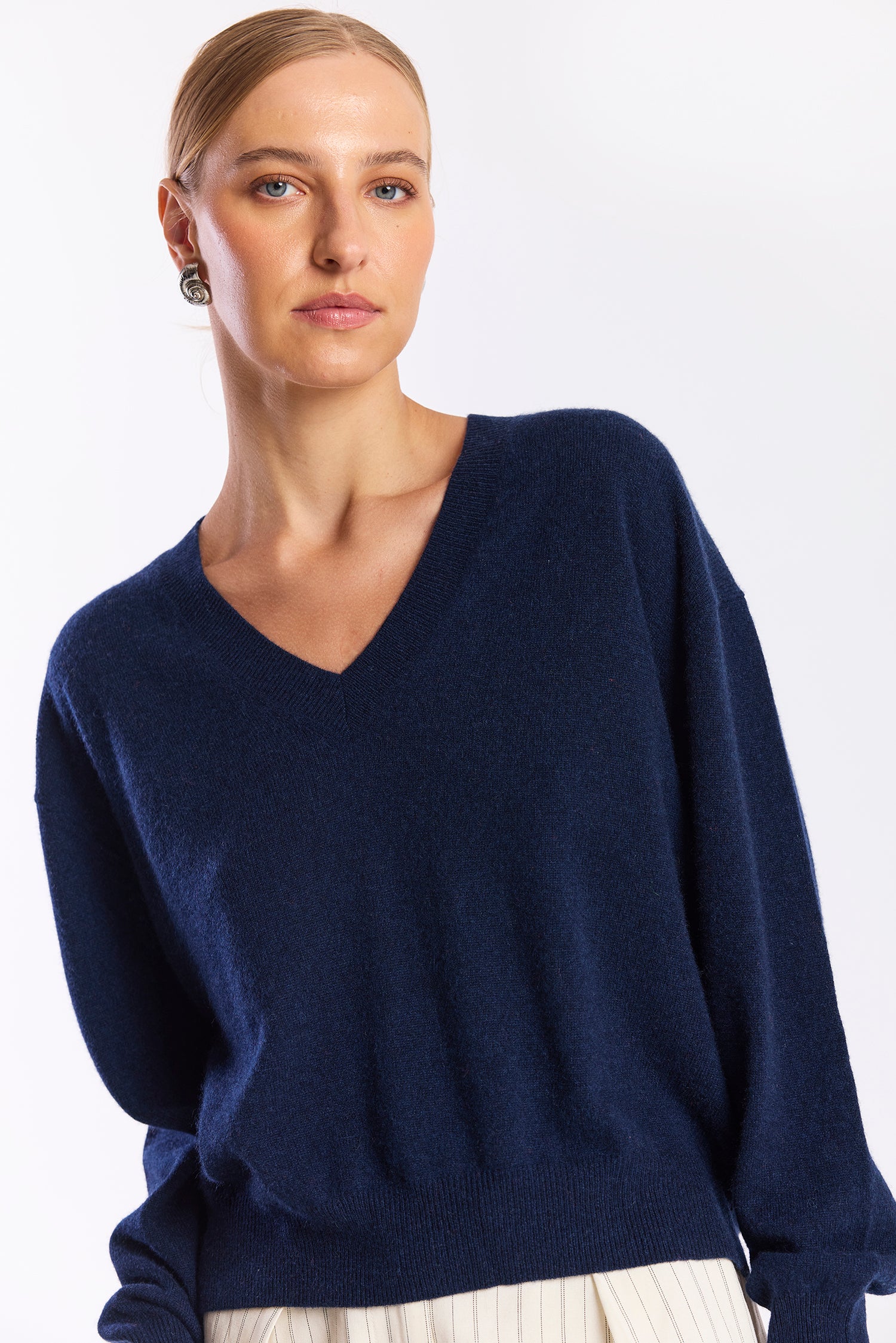 HAILEY CASHMERE V NECK