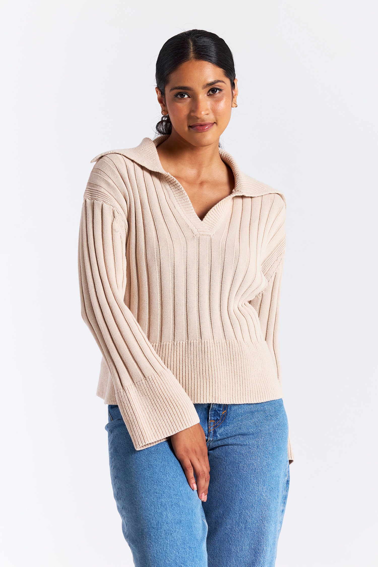RIB STITCH COLLAR KNIT