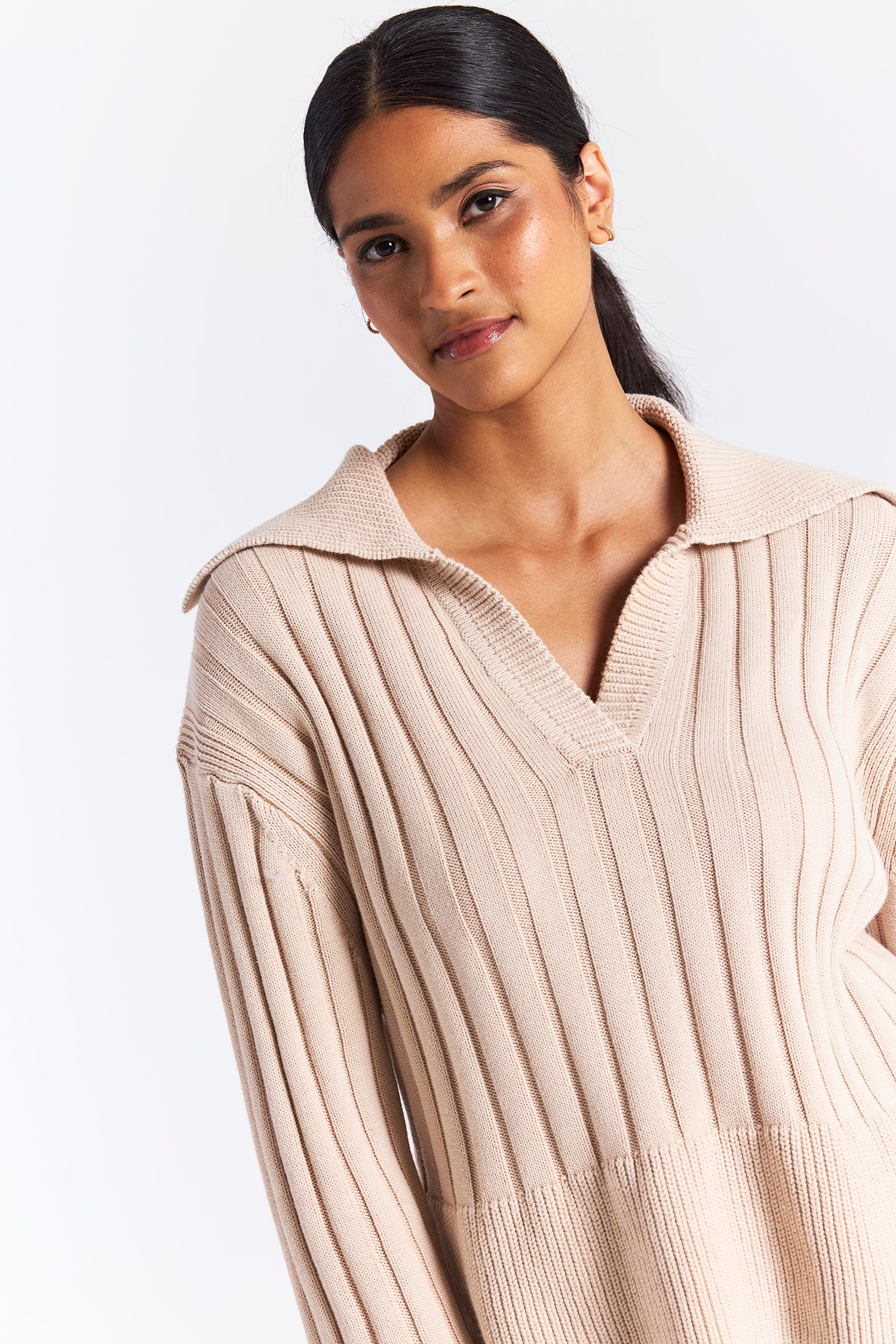 RIB STITCH COLLAR KNIT