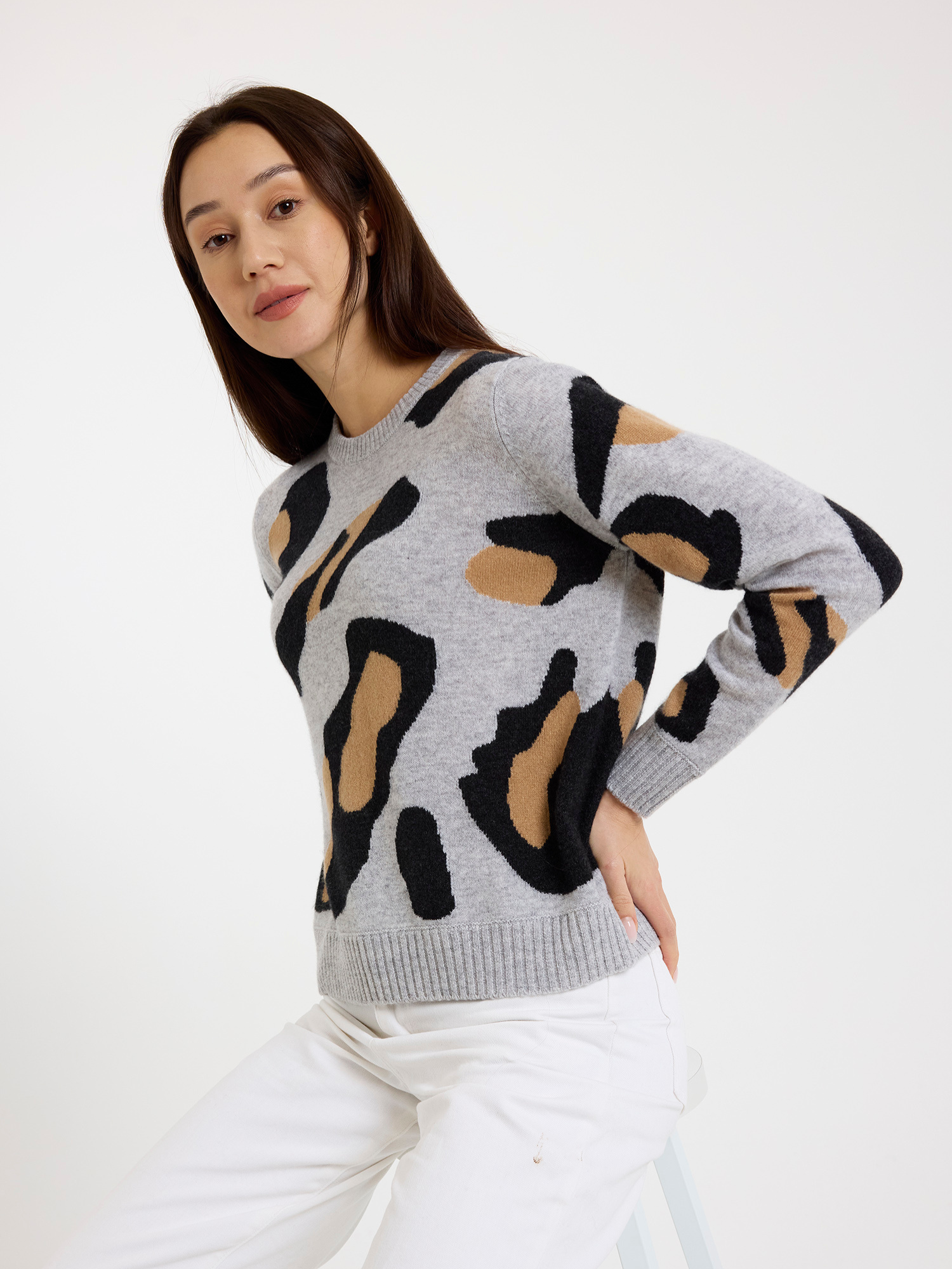 Abstract Leopard Cashmere Crew Neck Jumper