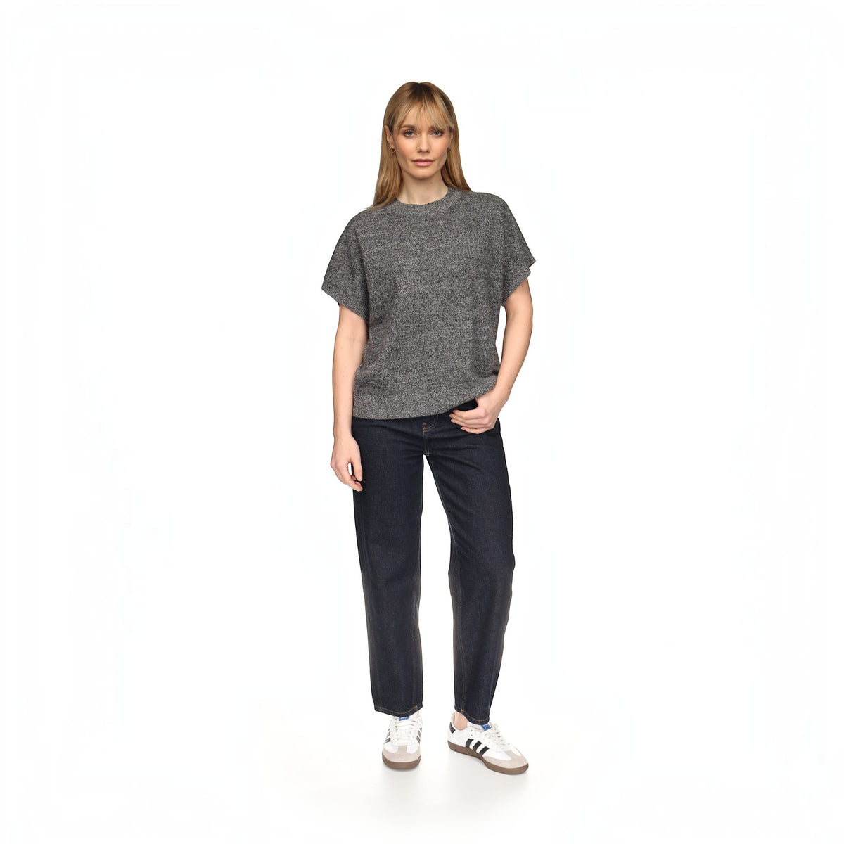 STITCH DETAIL TEE