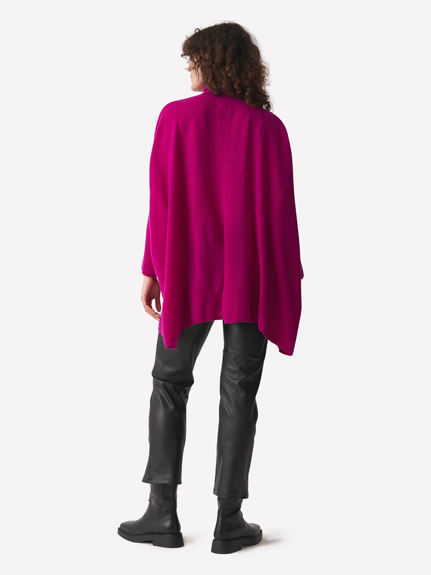 Brodie 2025 cashmere poncho